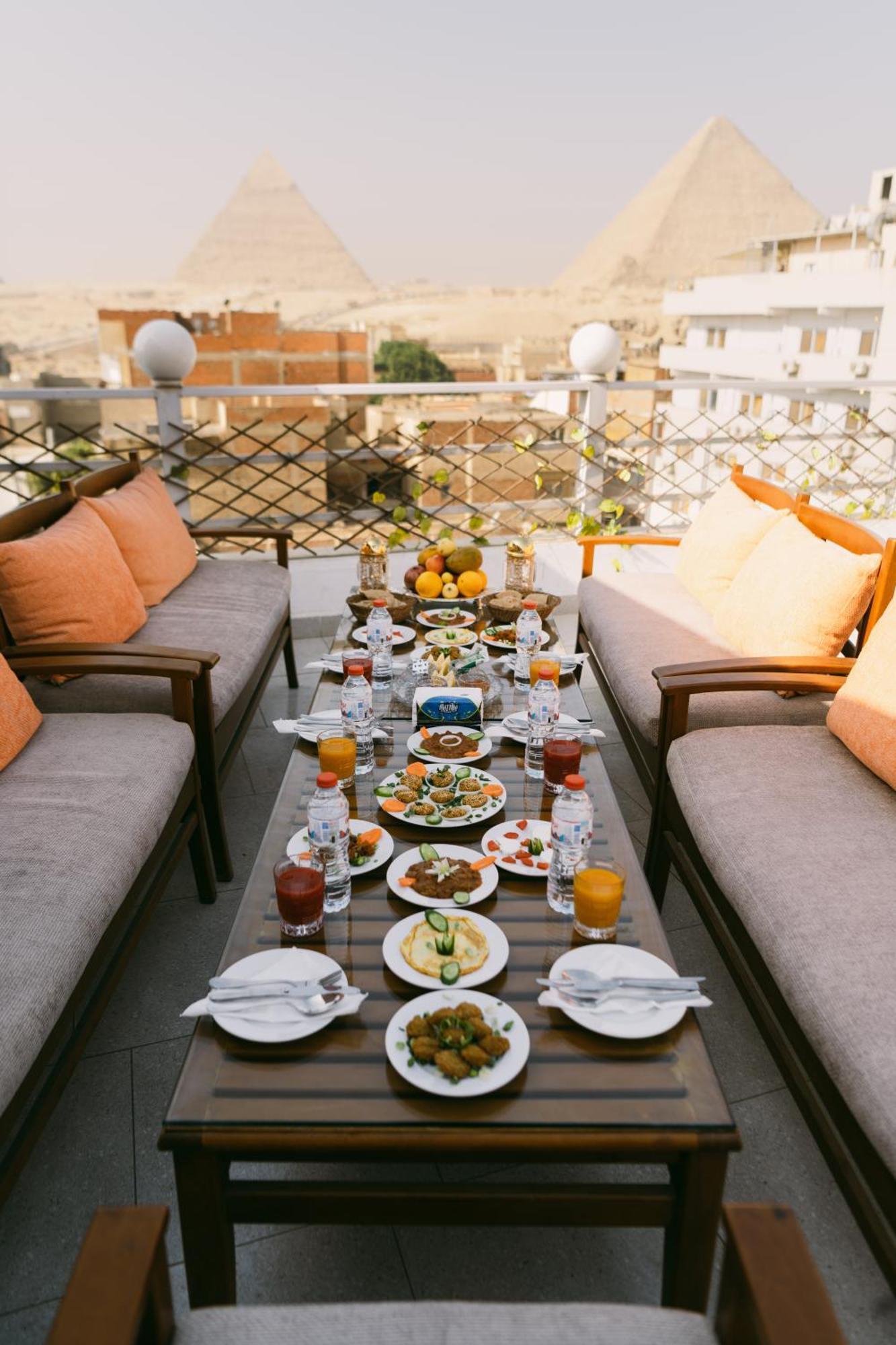 Kafret el-Gabal Jimmy Pyramids Hotel מראה חיצוני תמונה