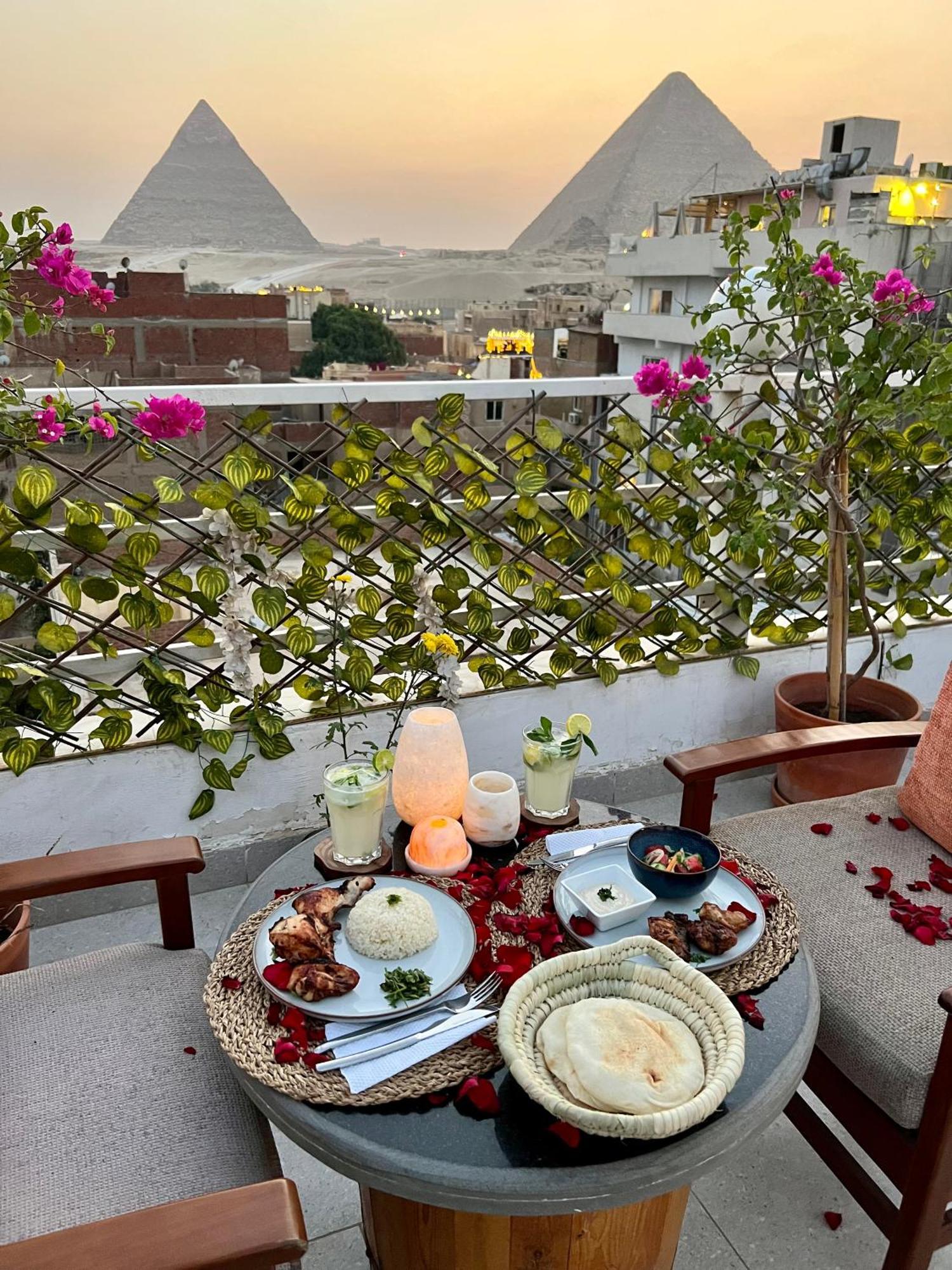 Kafret el-Gabal Jimmy Pyramids Hotel מראה חיצוני תמונה