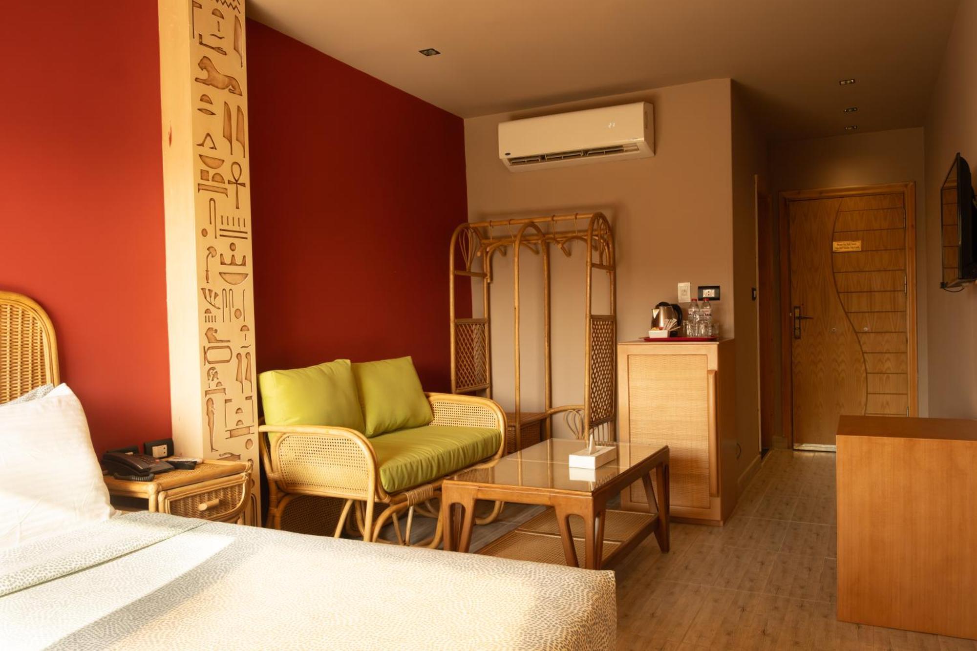 Kafret el-Gabal Jimmy Pyramids Hotel מראה חיצוני תמונה