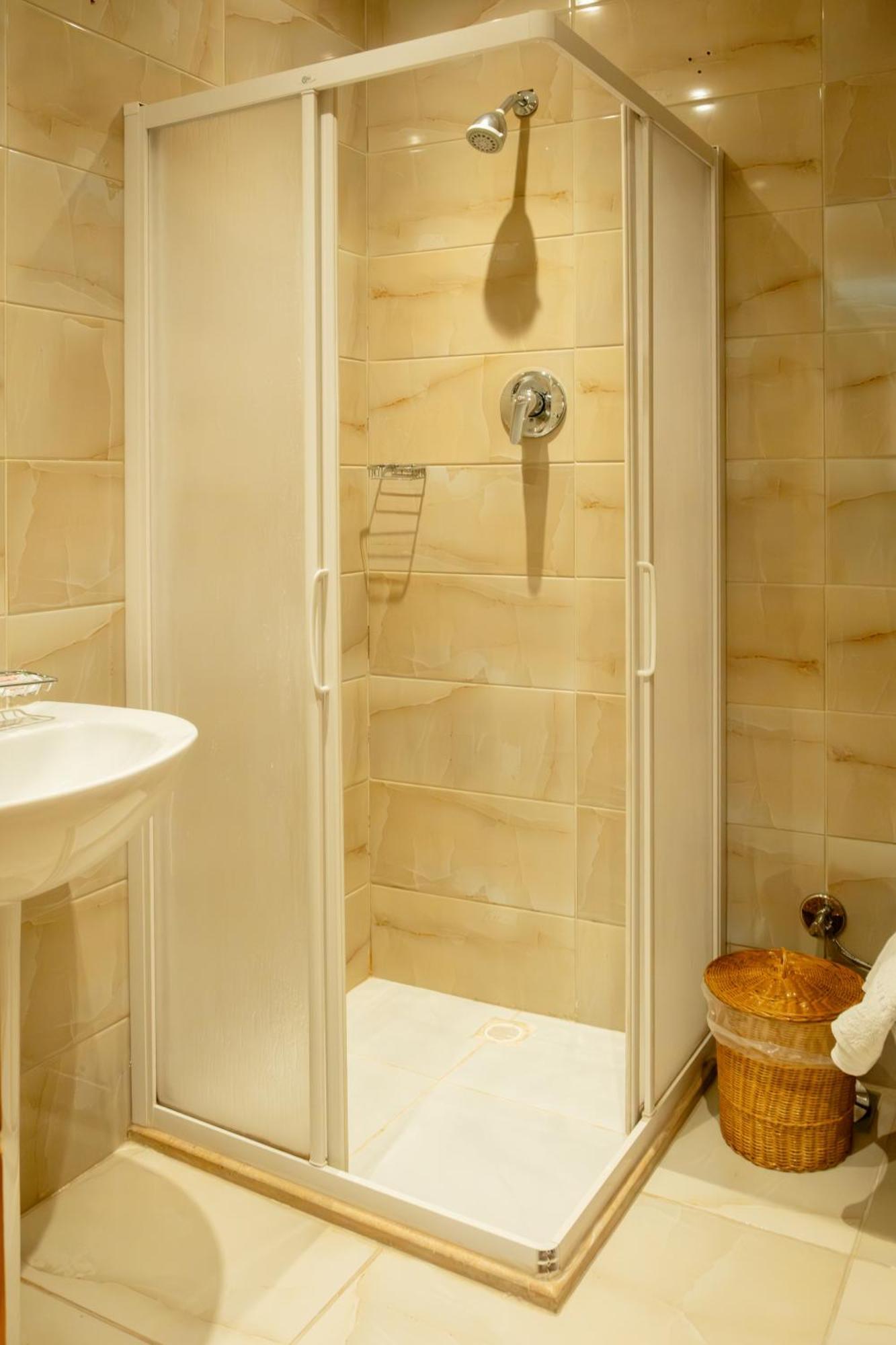 Kafret el-Gabal Jimmy Pyramids Hotel מראה חיצוני תמונה
