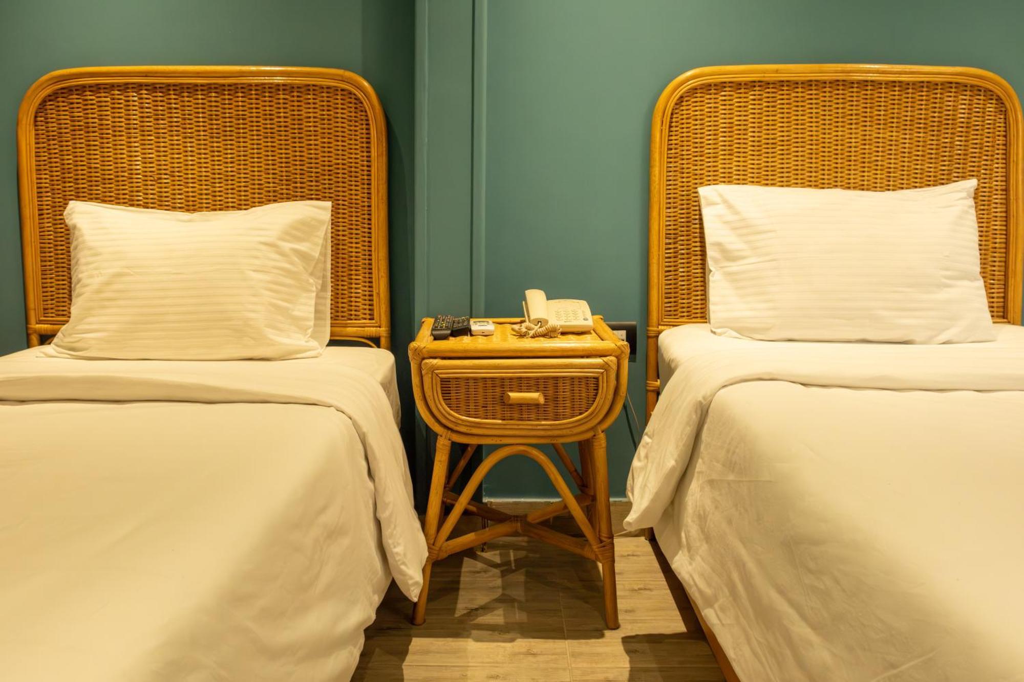 Kafret el-Gabal Jimmy Pyramids Hotel מראה חיצוני תמונה